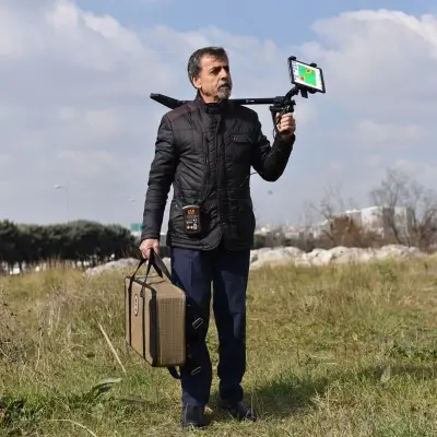 Ger Detect UIG Ground Scan 3D Yer Altı Görüntüleme Cihazı (Hafif Sensör, Mineral-Boşluk Ayrımı) görsel 4