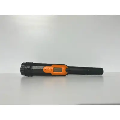 GPoint Soft Pinpointer — Ekranlı Mesafe Göstergeli Kazı Noktalama Dedektörü (9V Pil, 1 Yıl Garanti)
