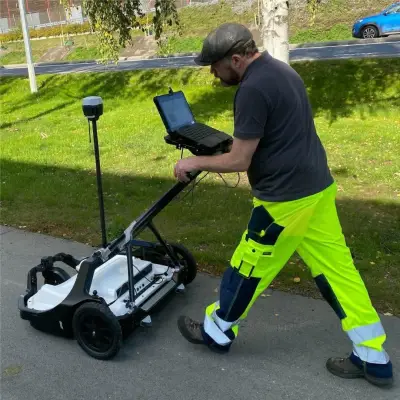 Mala GPR MIRA Compact Çok Kanallı 3D Yer Radarı (GPR, 500 MHz, Tek Geçişli Haritalama) görsel 3